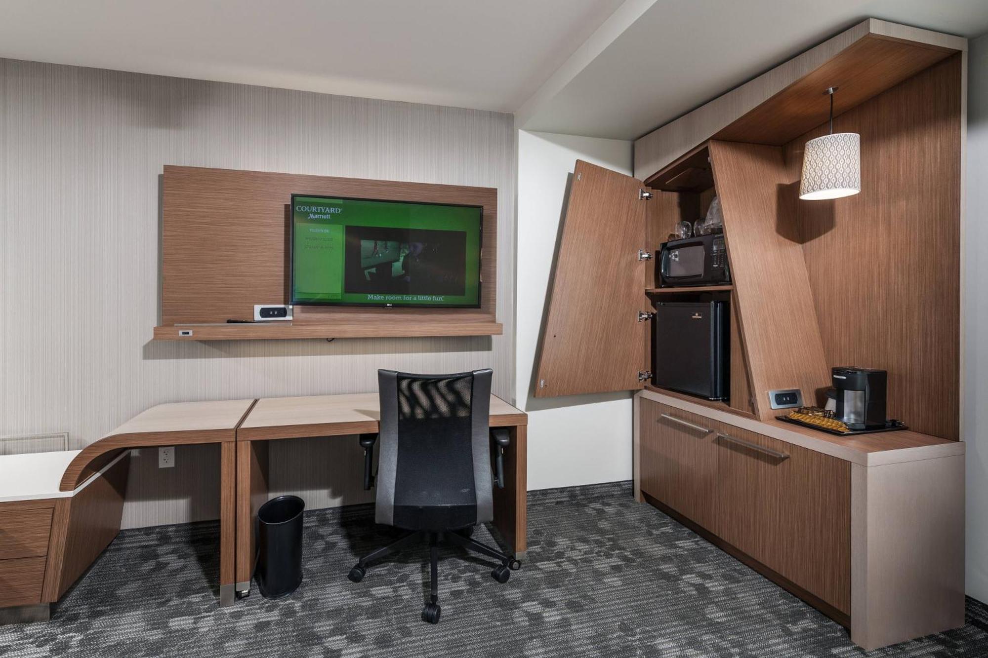 Courtyard By Marriott Boston Littleton Hotell Eksteriør bilde