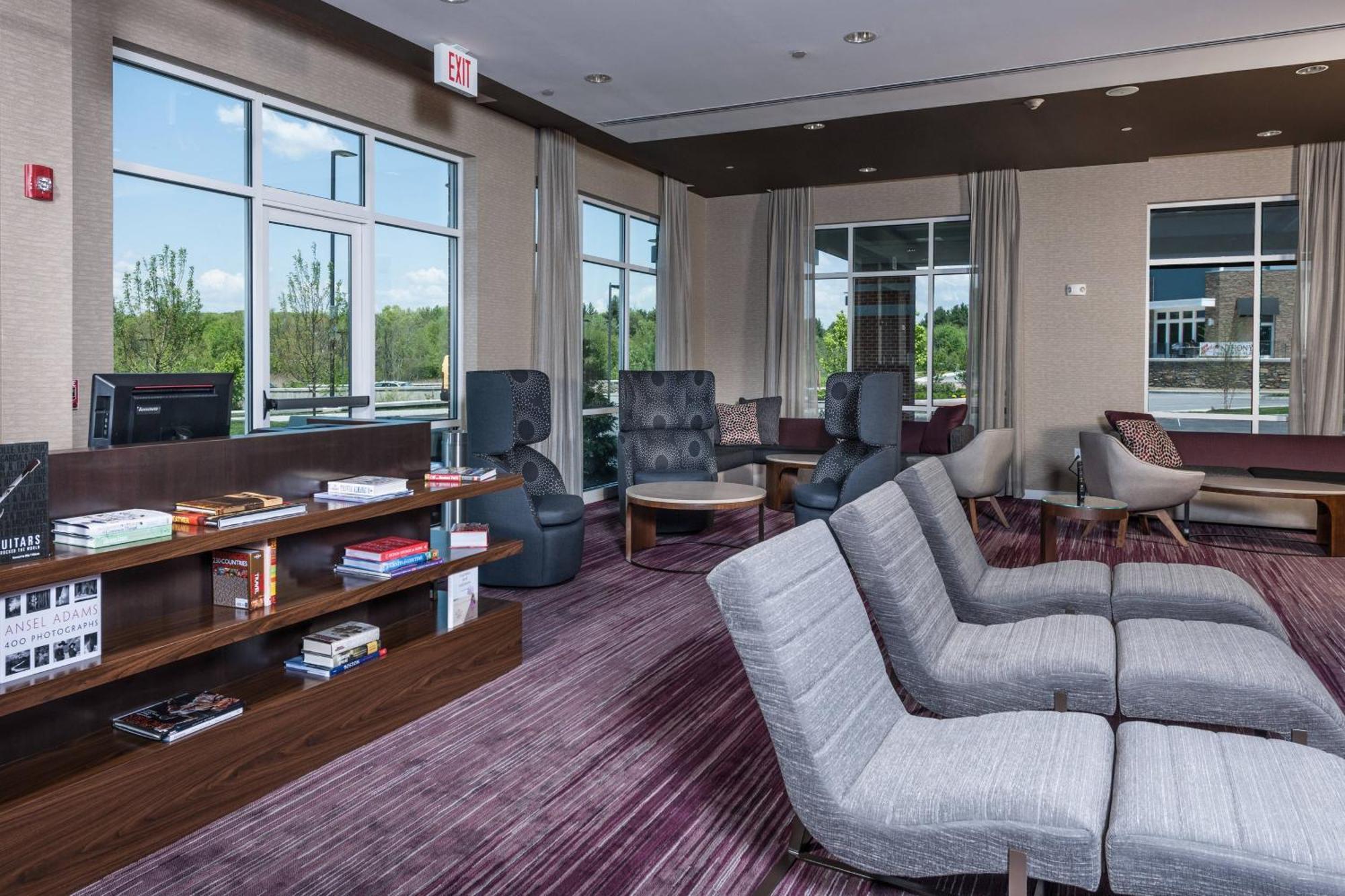 Courtyard By Marriott Boston Littleton Hotell Eksteriør bilde