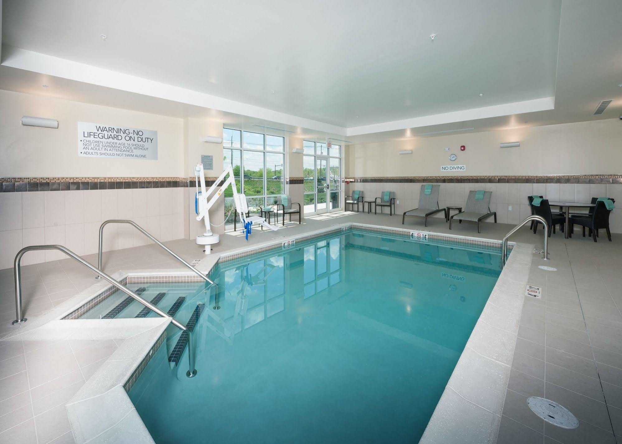 Courtyard By Marriott Boston Littleton Hotell Eksteriør bilde