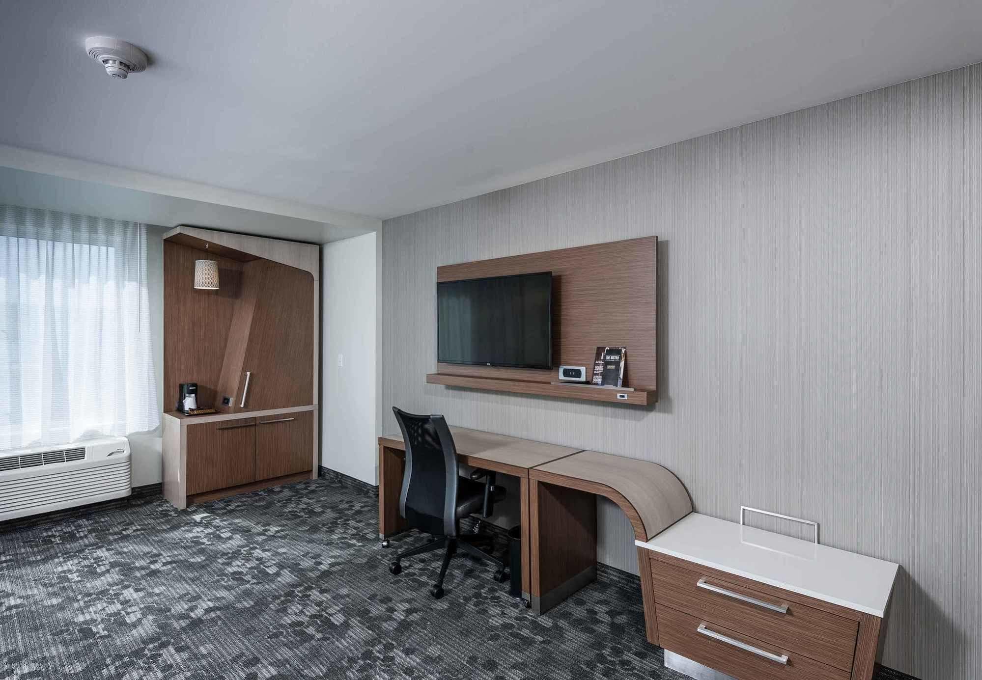 Courtyard By Marriott Boston Littleton Hotell Eksteriør bilde